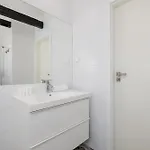 Lejlighed With 2 Bedrooms And Desks In The Center Of Cracow By Renters
