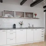 아파트 With 2 Bedrooms And Desks In The Center Of Cracow By Renters 크라쿠프