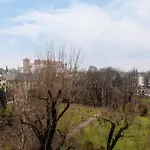 With 2 Bedrooms And Desks In The Center Of Cracow By Renters 아파트 크라쿠프